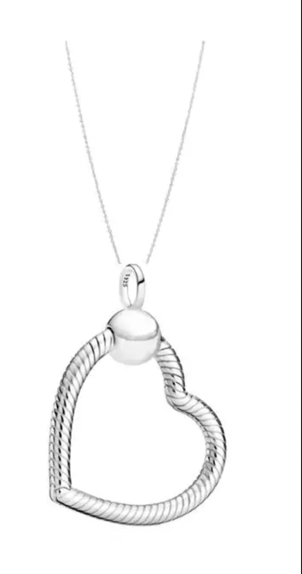Snake Chain Style Heart or O-Shaped Pendant Necklace!